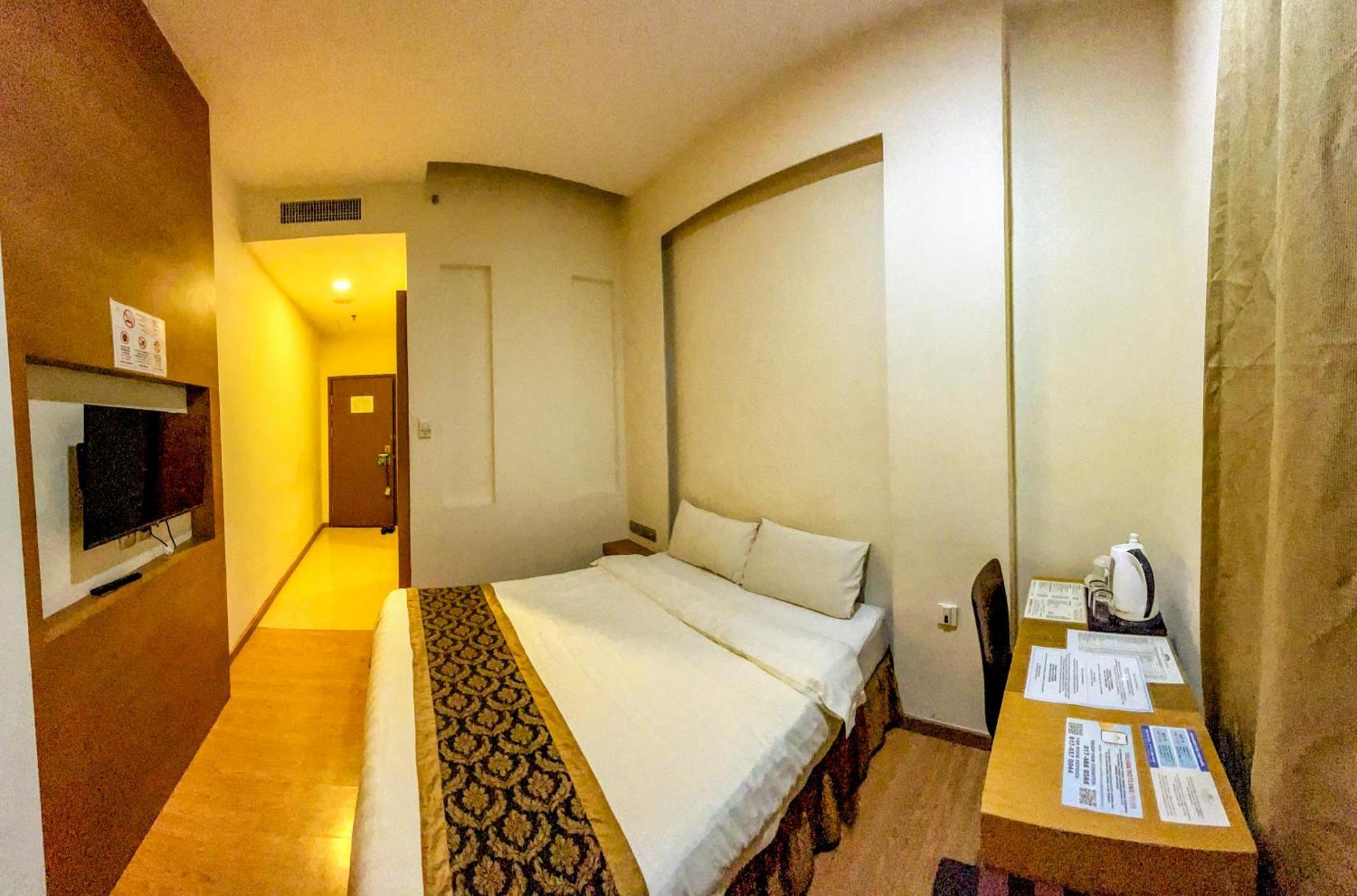 Courtyard Hotel 1Borneo Kota Kinabalu Exterior foto
